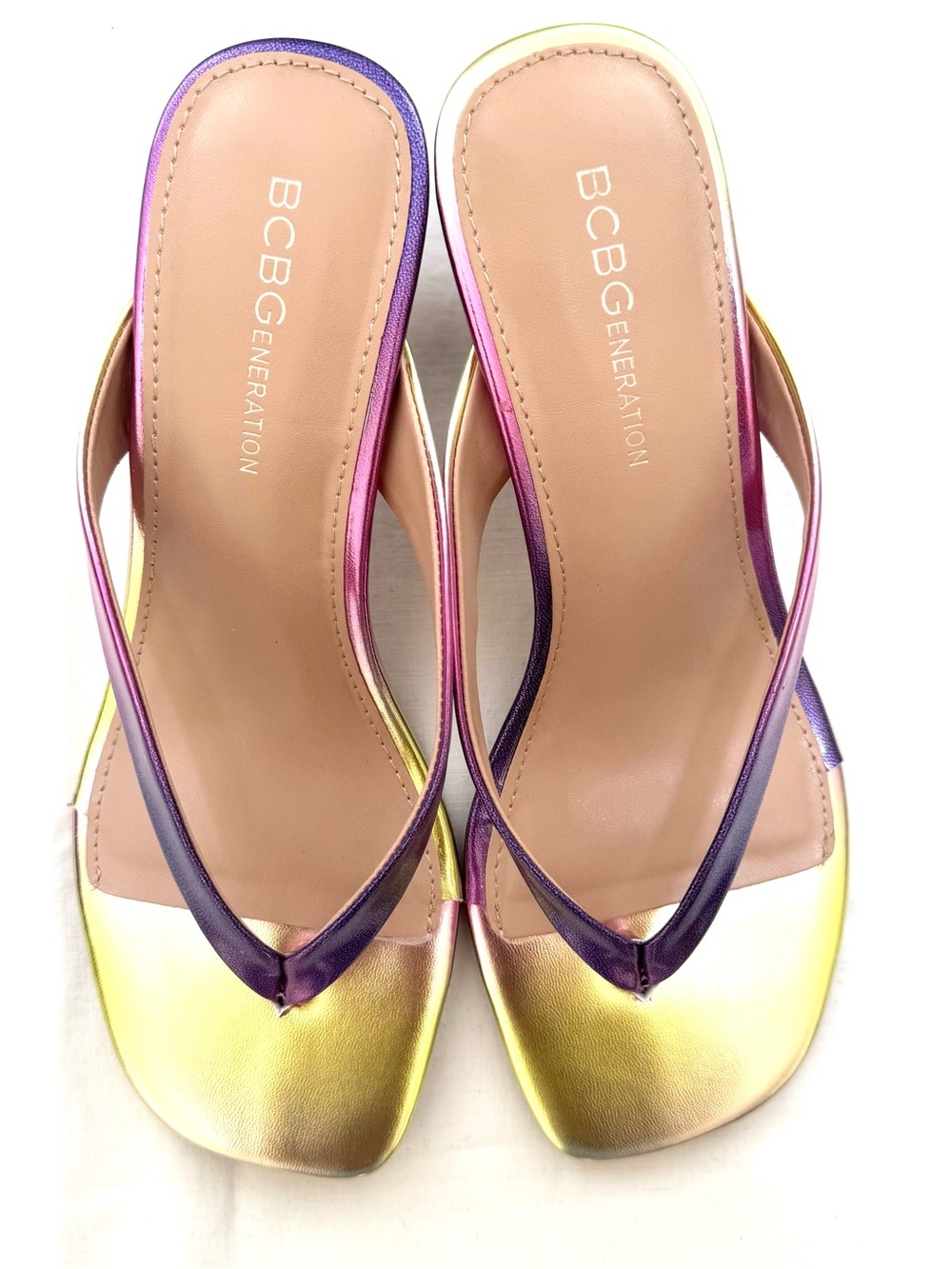 BCBGeneration Ombré Tabina Sandals Size 8